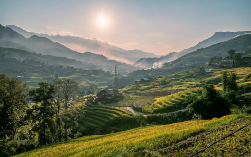 Hoàng hôn trên thung lũng ruộng bậc thang vùng núi Sapa